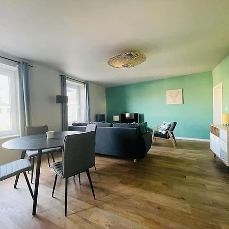 Appartement Cosy Au Centre De Beauraing Exterior photo